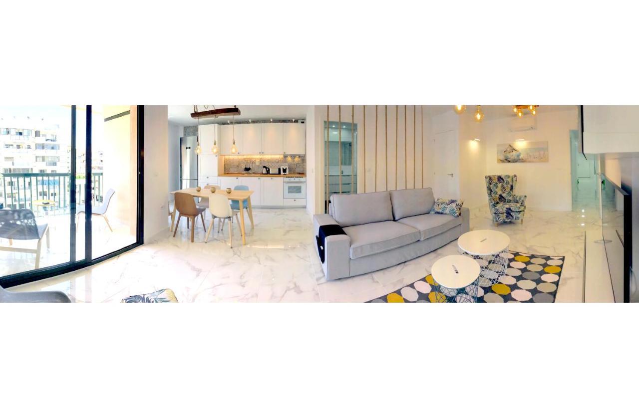 Apartment New 2br 100m-to-beach Free Parking *