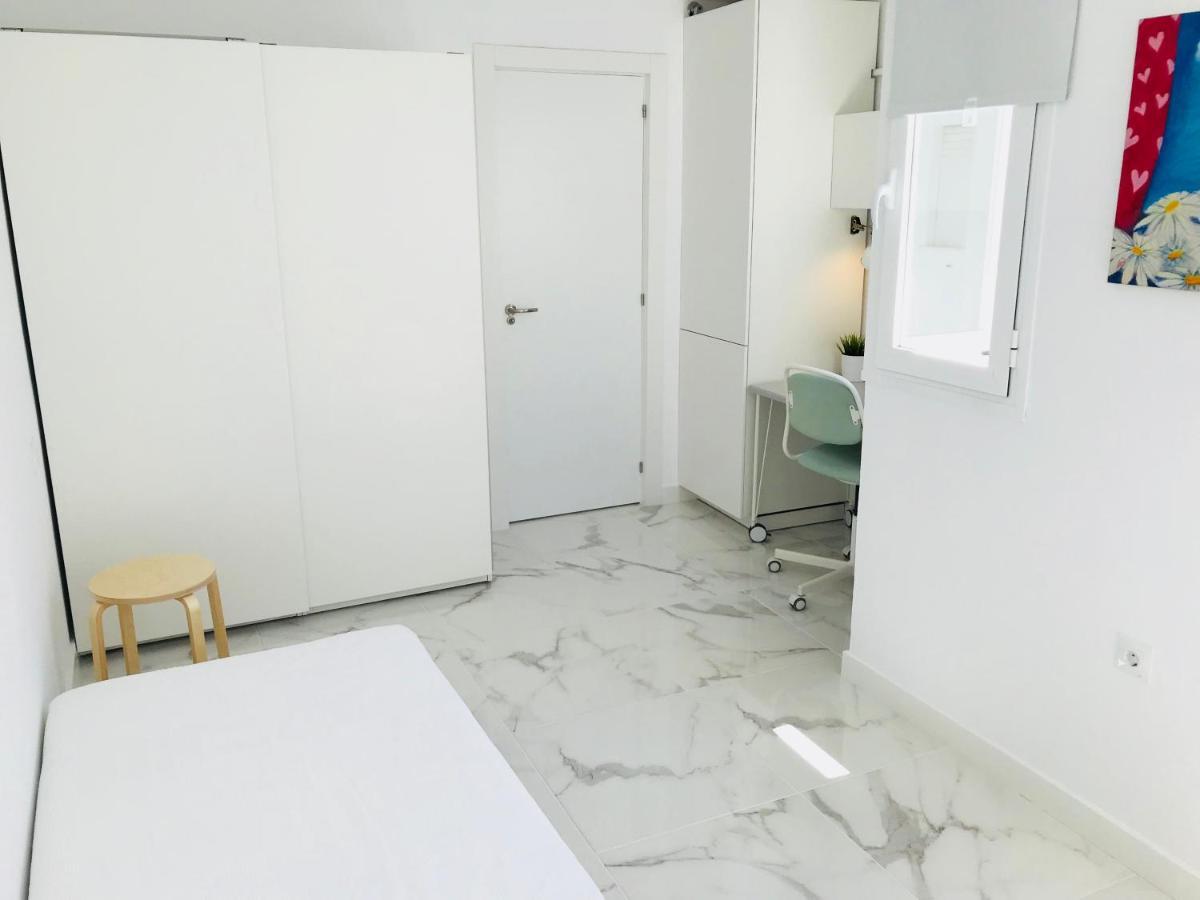 New 2br 100m-to-beach Free Parking * Fuengirola