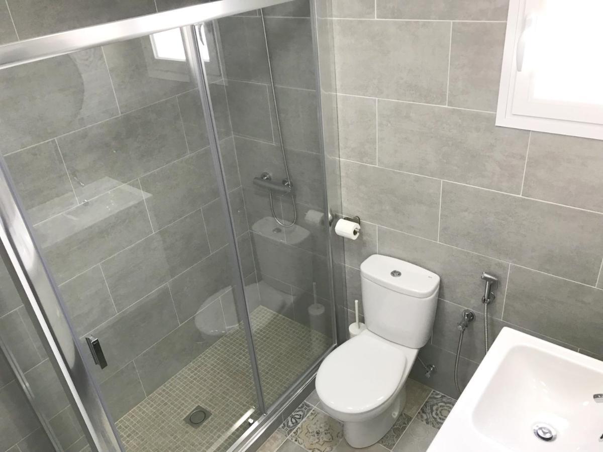 New 2br 100m-to-beach Free Parking Apartment